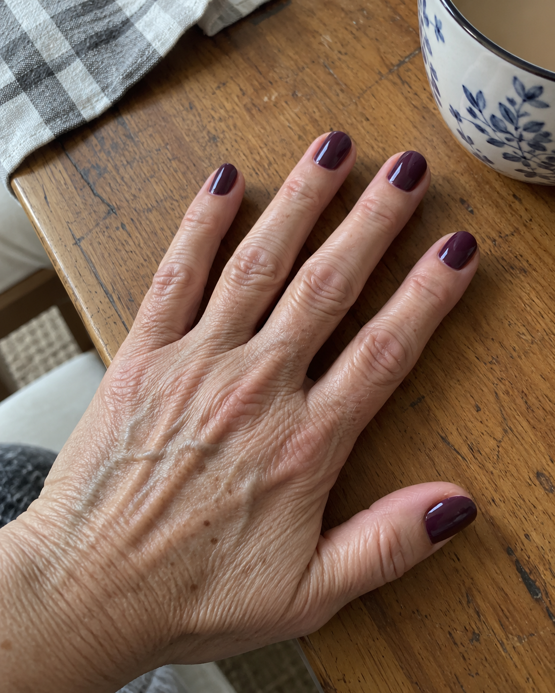 Amara S. gel manicure review photo