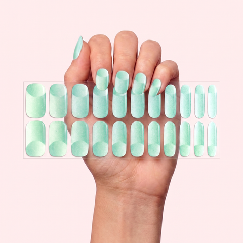 081 Mint Pearl Chameleon